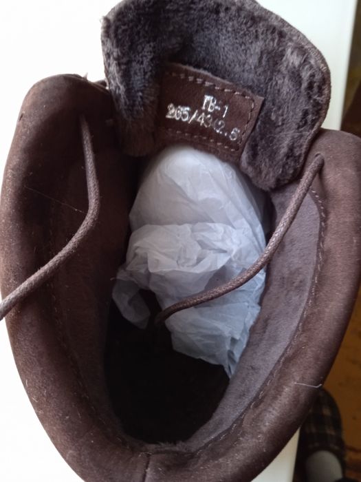 Новая кожаная обувь