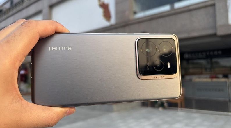 Realmi GT 7 pro Super AMOLED
