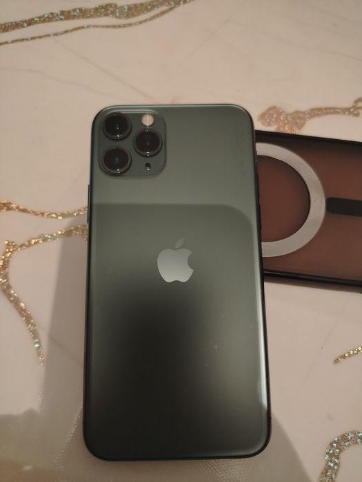 Iphone 11 pro. Ai