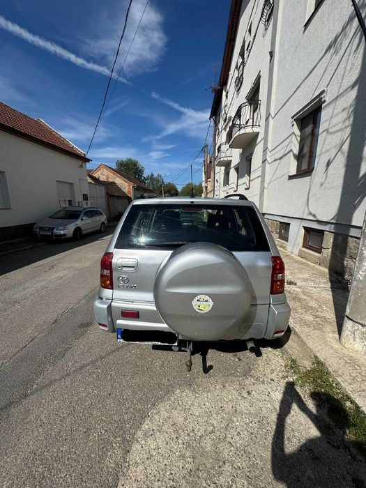 Toyota RAV4 2.0 D-4D 4x4 - stare functionala foarte buna
