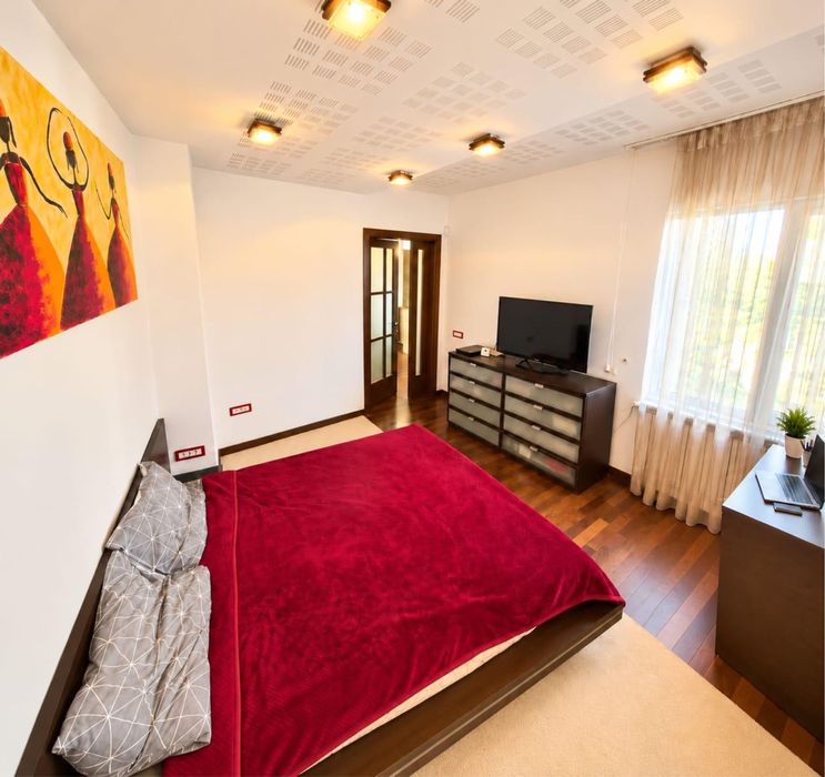 Proprietar, apartament 2 camere in vilă interbelica, zona patriarhie Bucuresti