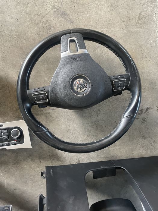 Volan cu comenzi  + airbag volan Volkswagen Passat CC b6 b7 touran