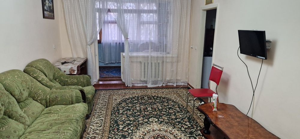 Сдаётся 2-х комнатная квартира.