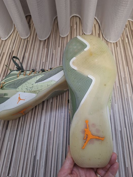 Air Jordan Luka 2 mărime 41 (uk7) ca noi.