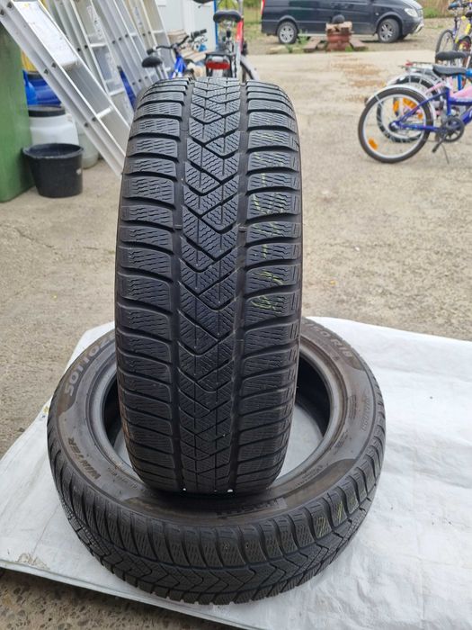 Anvelope 215 50 18 Pirelli Sottozero 3 Winter