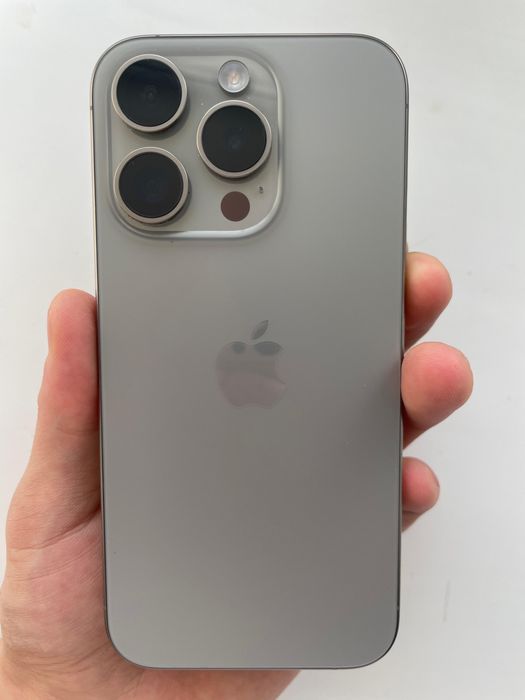 Айфон 15 про  хабарласыңыз