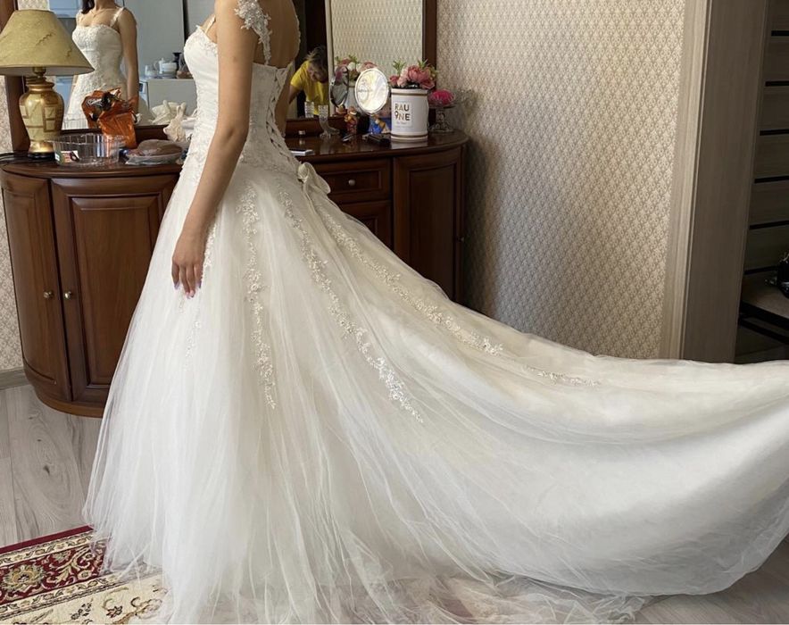 Продам свадебное платье