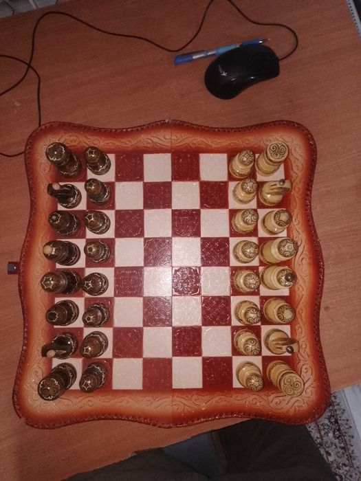 Шахматы продам срочно