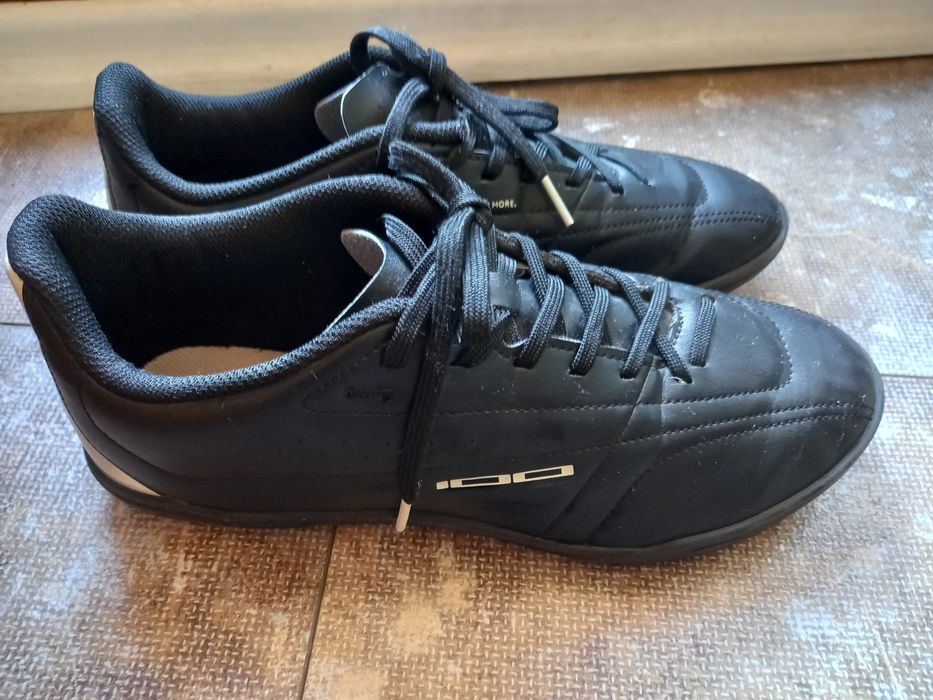 Обувки за футбол