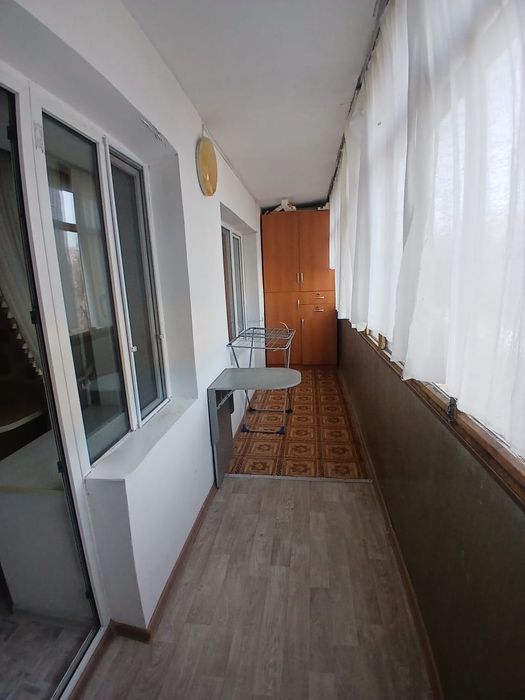 продам 3-х ком. центр 3-этаж