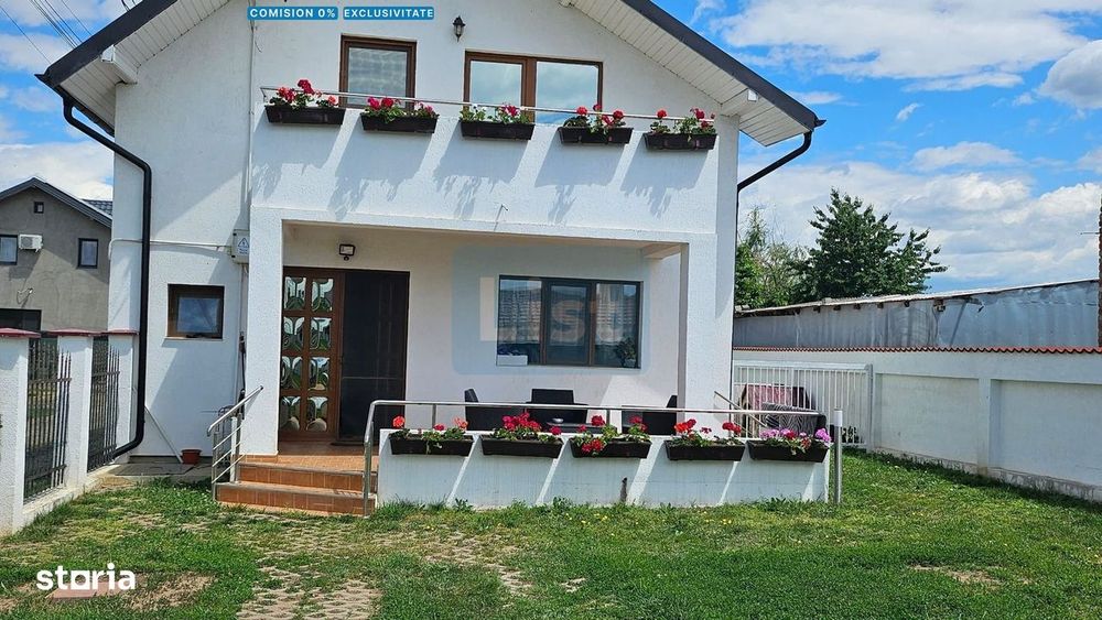 Casa Strejnicu: 150m2, 3 dormitoare, 2 băi, 2 garaje