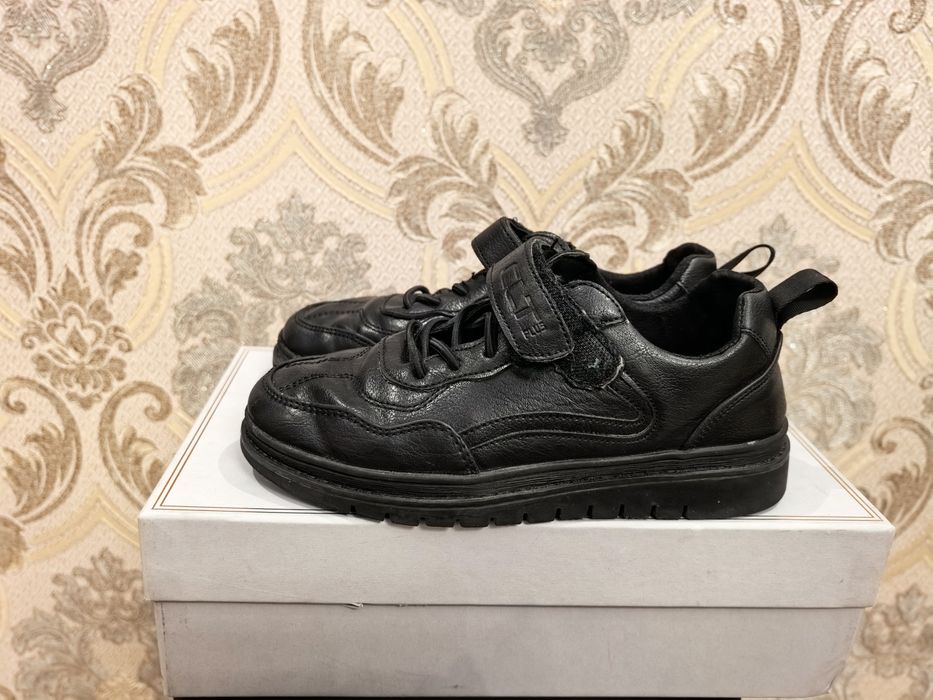 Продам туфли для, мальчика 36р