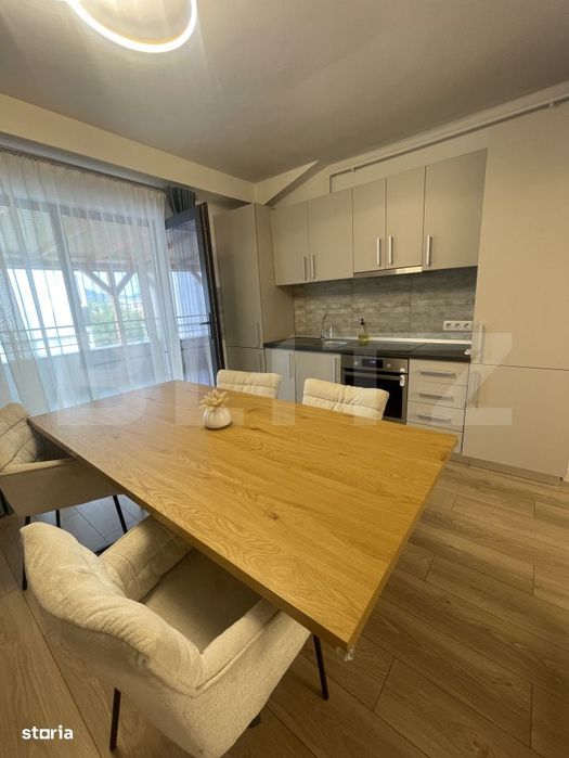 Apartament de inchiriat, 3 camere, 78 mp, 40 mp terasa, parcare, Calea