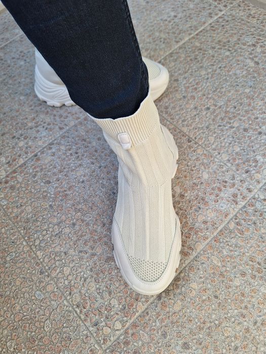 Маратонки тип чорап Номер 37