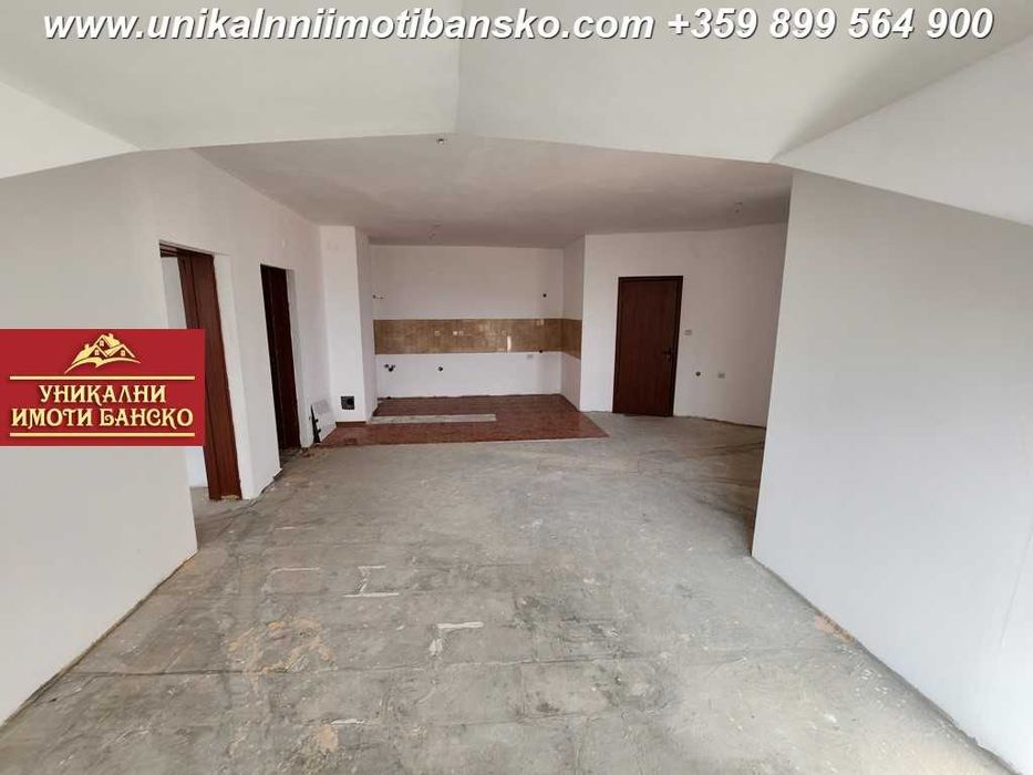 Тристаен апартамент за продажба в Банско