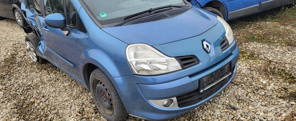 Faruri stanga / dreapta RENAULT MODUS -  2008 - 2012 - pret per bucata