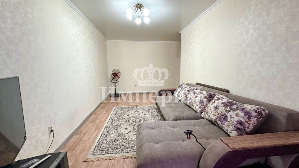 Продам трех комнатную квартиру улучшенная Екатерина Шак