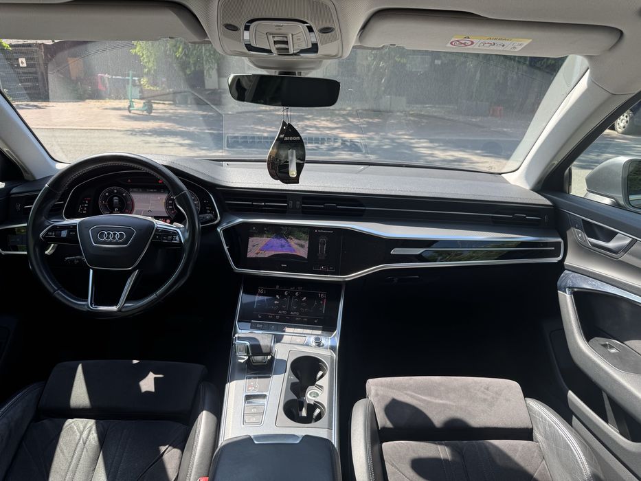 Audi A6 C8 Mild Hibrid usor avariat