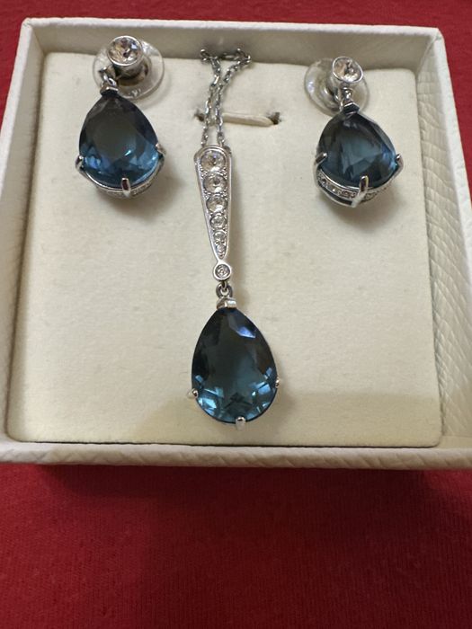 Комплект Swarovski