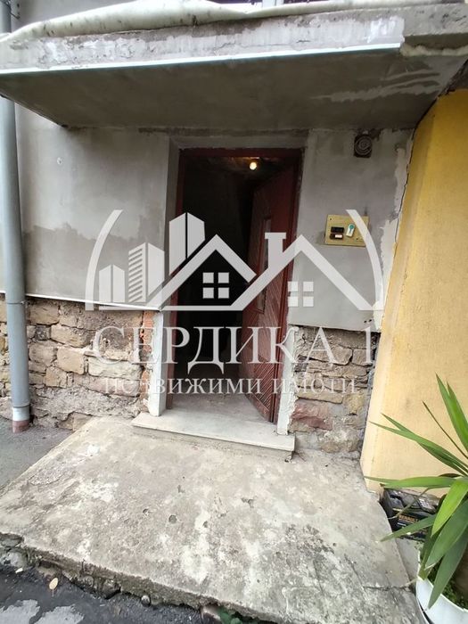 Продава се Къща в София, Редута - 120 кв.м за 3084 €/кв.м - Снимка #8