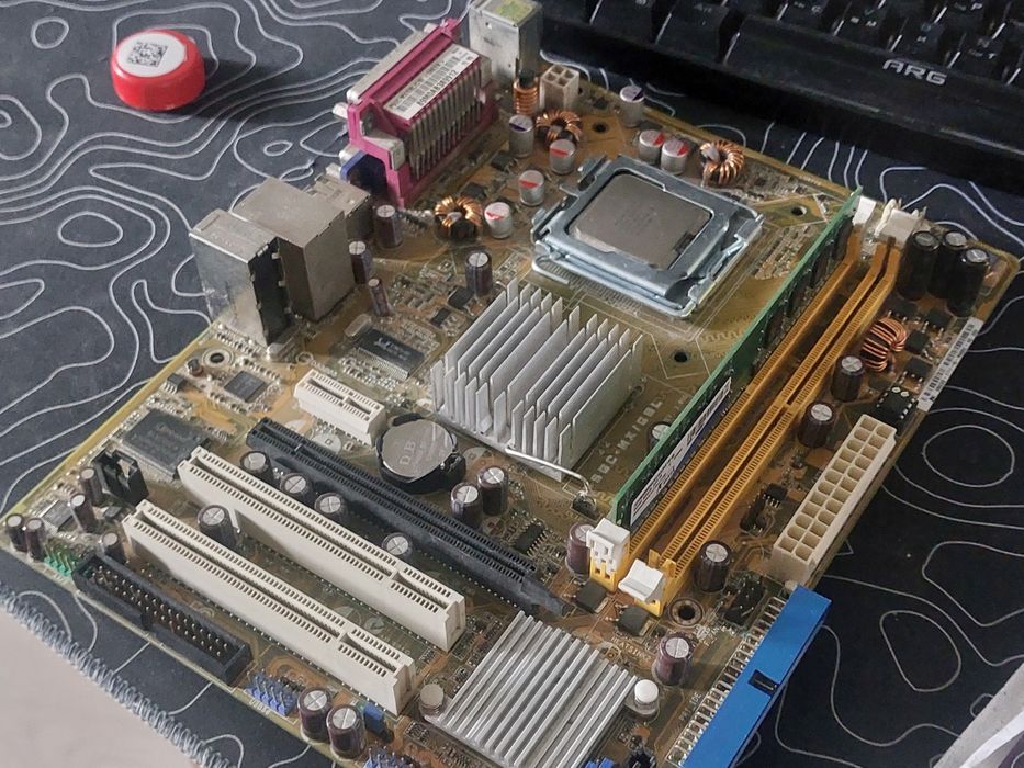 Материнская плата 775, ddr2