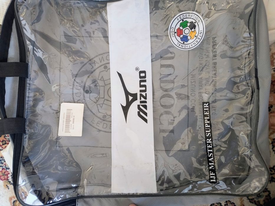 Мизуно ақ кимано