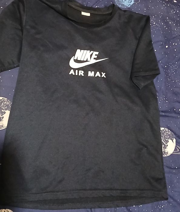 Блуза  Найк Еар Макс