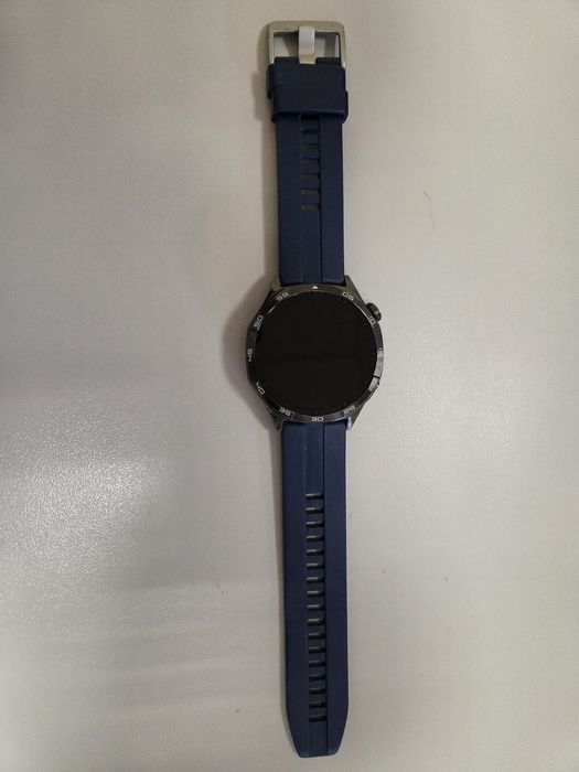 Huawei Watch GT 5 (46mm) – пълен комплект + подарък втора каишка