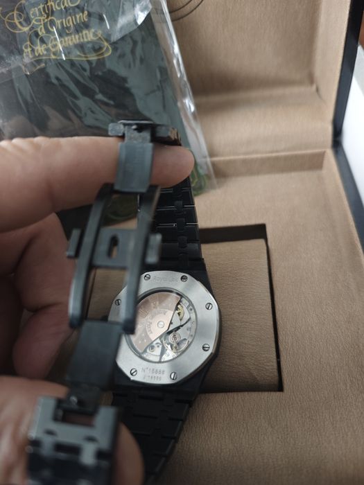 Мъжки часовник с автоматичен механизъм