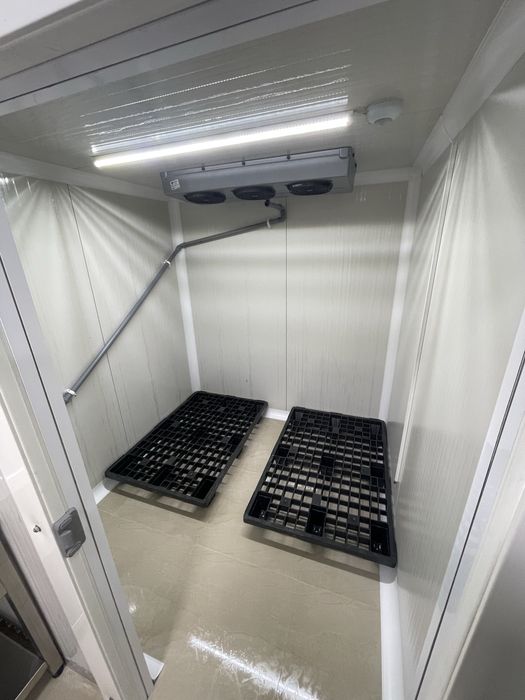 Vând Camera de frig 2x2