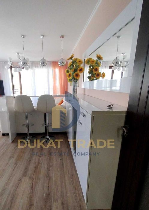 Дава се под наем Тристаен апартамент в с. Шкорпиловци, Област Варна - 118 кв.м за 135000 € - Снимка #4