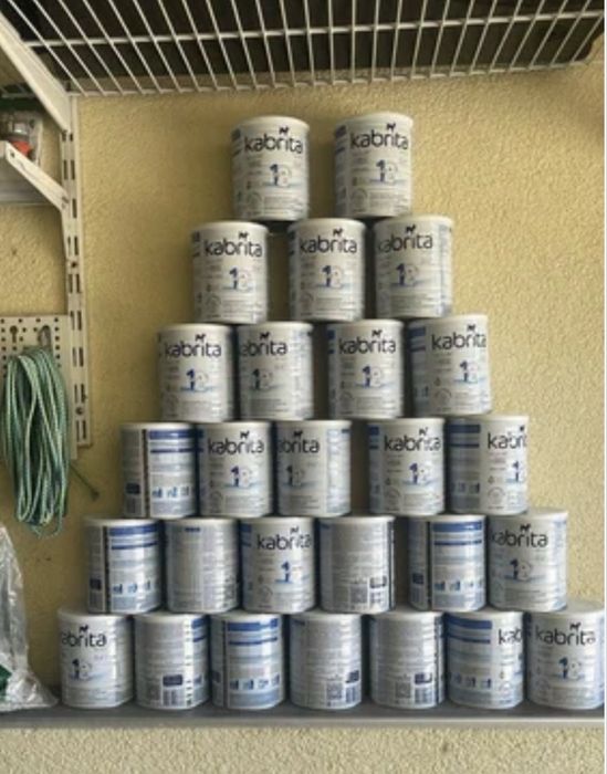 Пустые банки от детской смеси жестяные