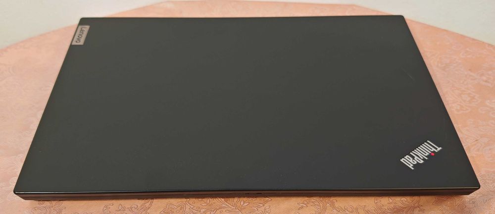 15.6 4K Ultra HD IPS 600 nits. 100% Adobe RGB/Intel Core i7-10750H/NVidia GTX 1050 4GB/16GB RAM/512GB SSD NVMe/Lenovo ThinkPad T15p WorkStation