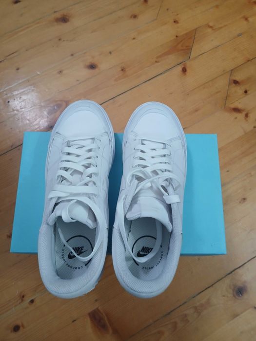 Дамски кецове nike