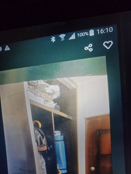 Vănd sifonier cu usi glisante .