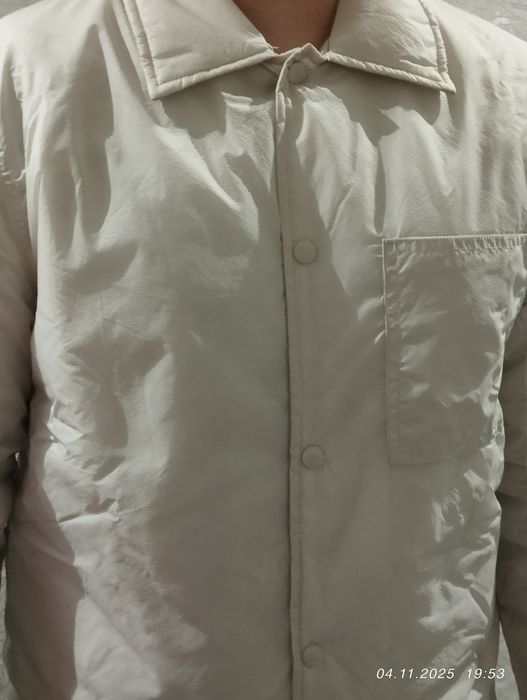Продаётся Ветровка мужская