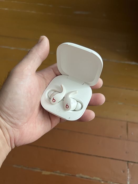 Beats fit pro наушники