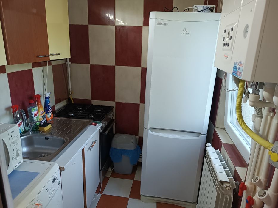 Închiriez apartament Satul de Vacanta
