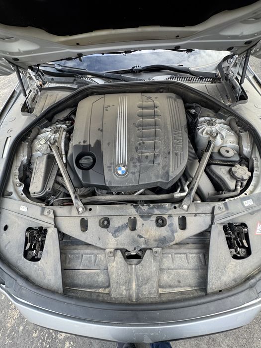 Dezmembrez BMW 730d F01 2010 3.0 N57D30A 5 butoane