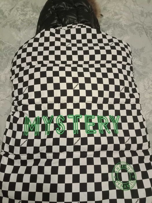 Куртка на девочку