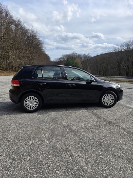 VOLKSWAGEN Golf 2010 — imagine 4