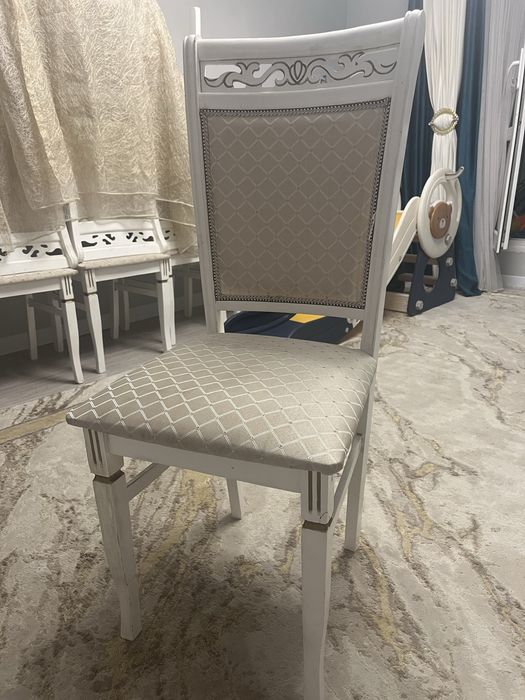 Продаеться стуля