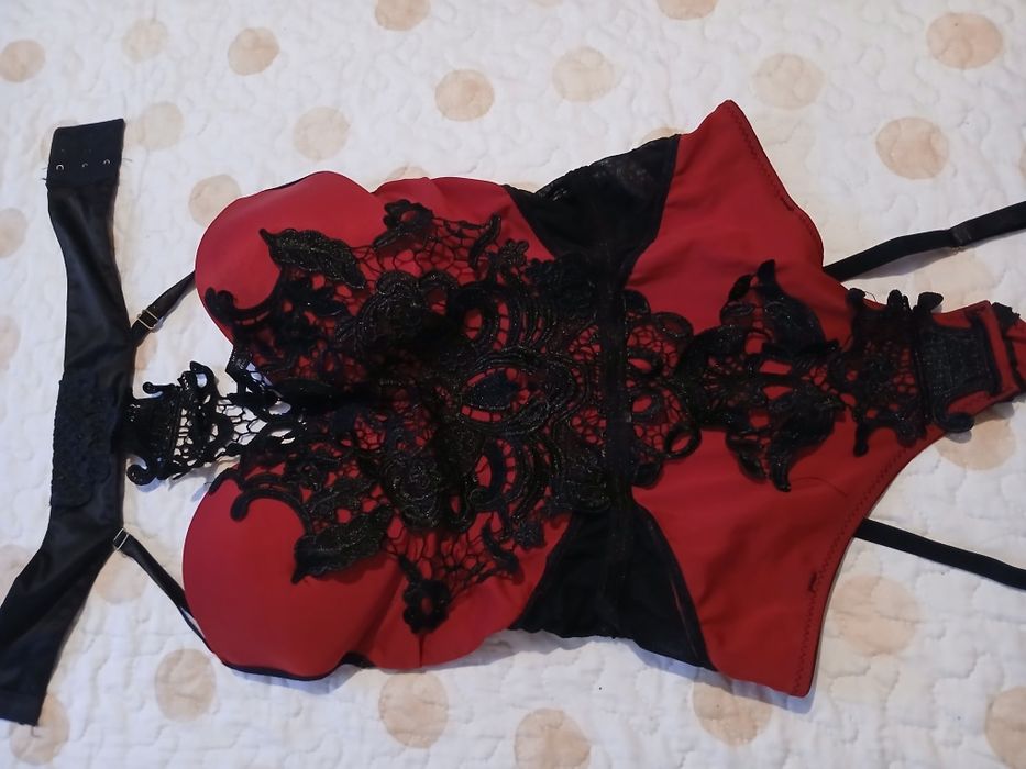 Vând Baby mărimea M