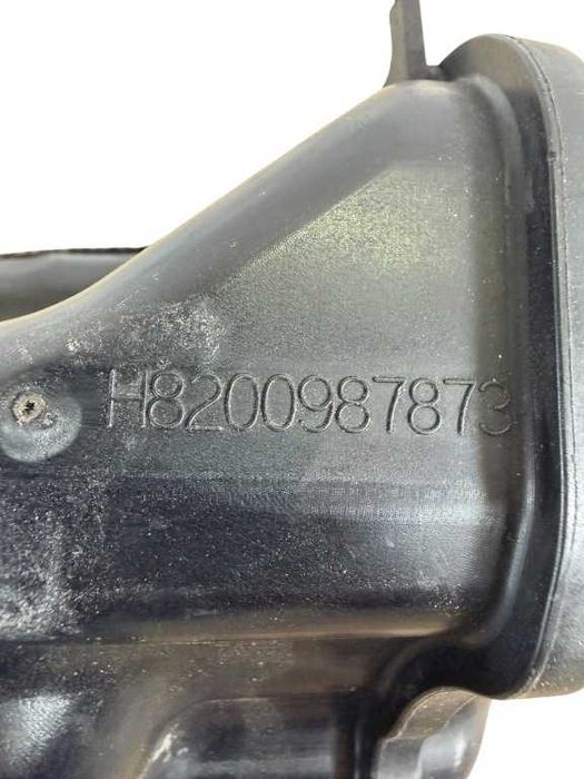 Rezonator aer RENAULT MASTER 2.3 cod piesa 8200987873