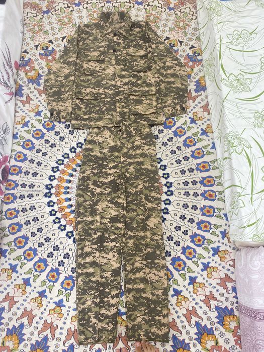 Әскери дайындық киімі жаңа
