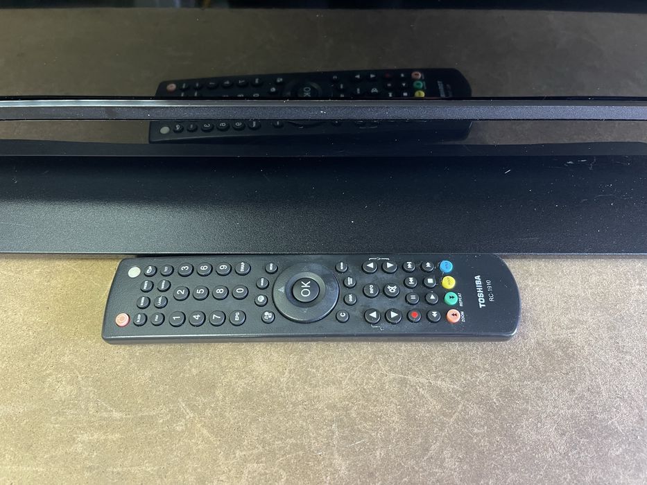 Телевизор TOSHIBA LED 32“ - 32W1343DG