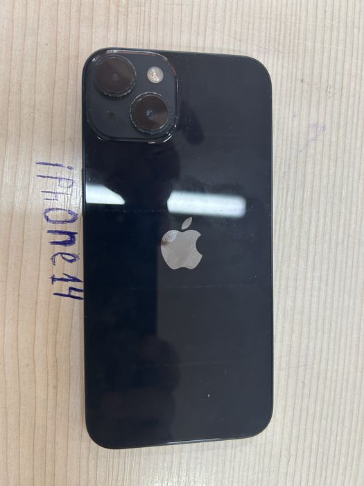 Iphone 14  в хорошем состояние