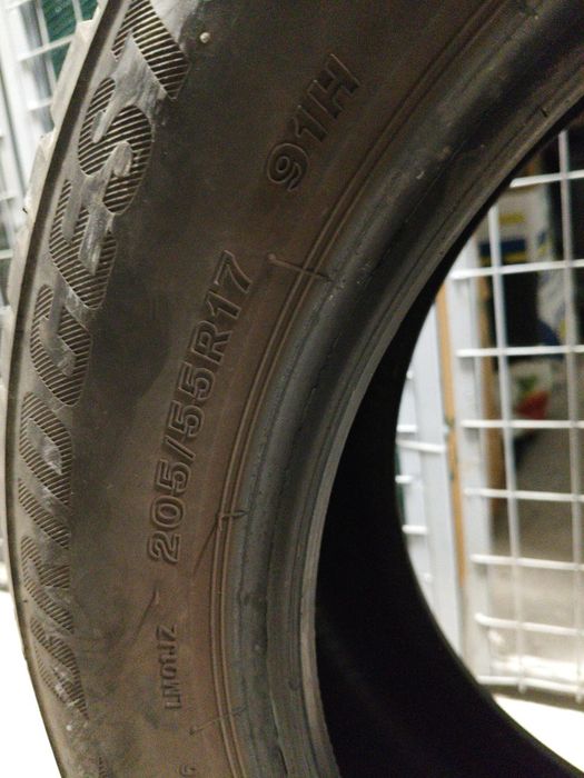 4 buc Cauciucuri 205/55/R17 de iarnă