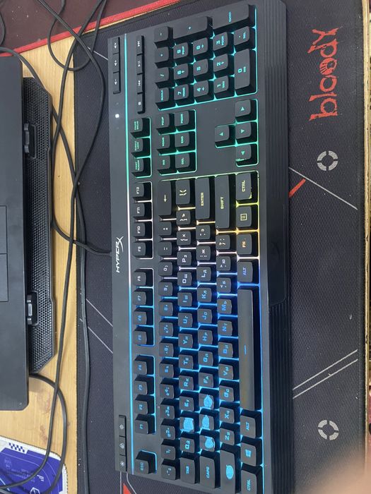 Продаю Клавиатуру HyperX
