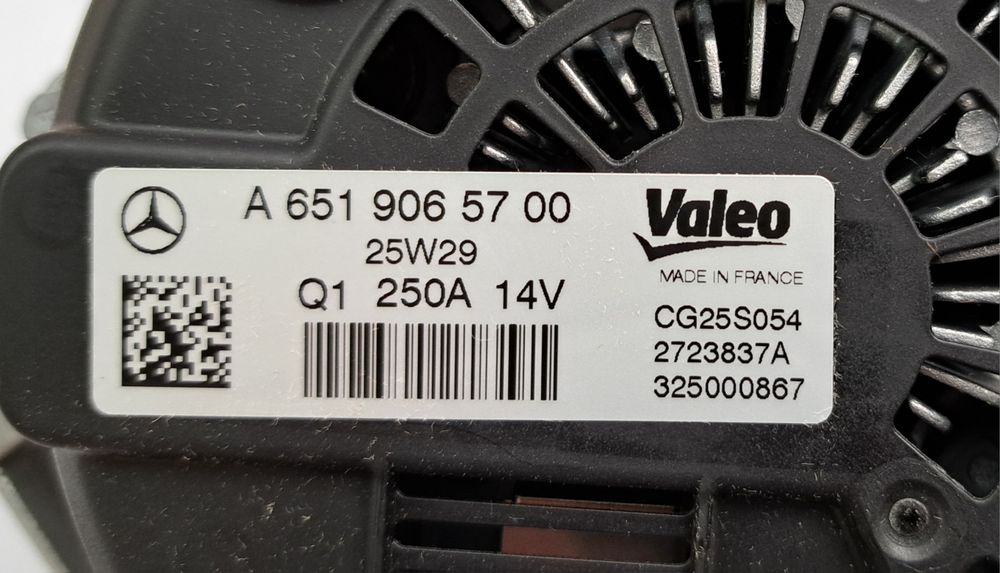 Alternator Sprinter Euro 3 / 4-120A Euro 5 / 6-200A  /  250A ORIGINALE